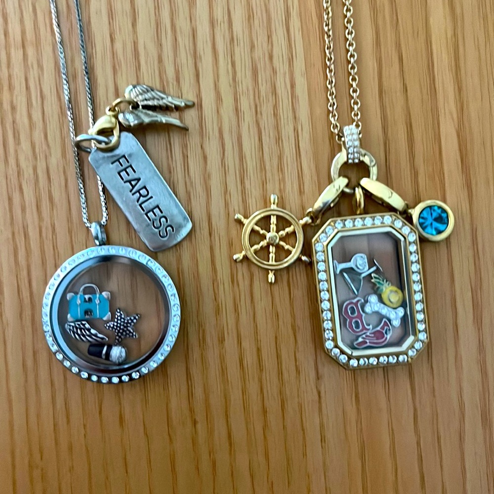 Origami owl necklaces!